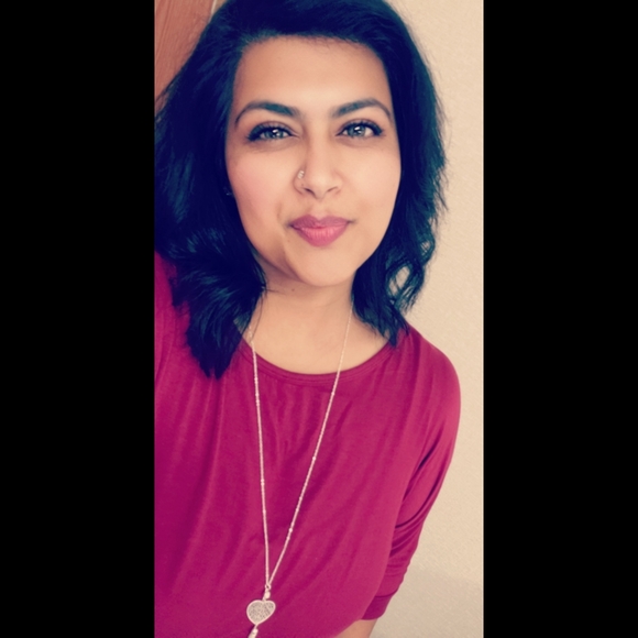 Meet your Posher, Maheen - Picture 3 of 3